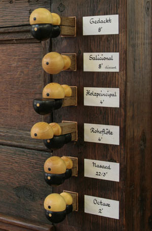 Registerknöpfe