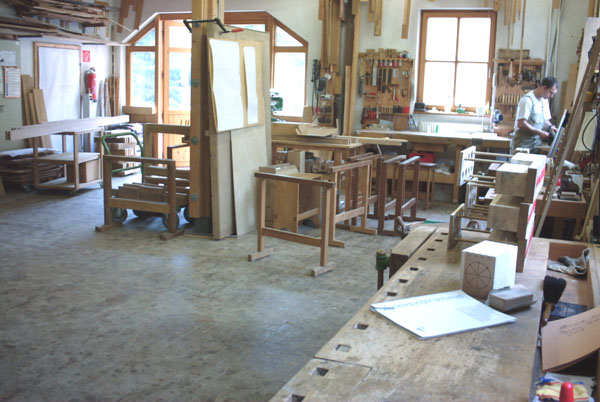 Die Holzwerkstatt im Erdgeschoss